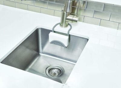 UMBRA Sling Kitchen Sink Accessory, Single-Sided Sponge Holder, Charcoal - Image 3